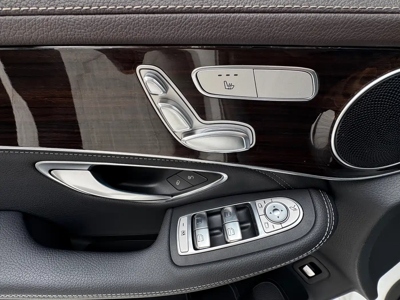 Mercedes-Benz GLC 2019 GLC 260 4MATIC Dynamic фото 14