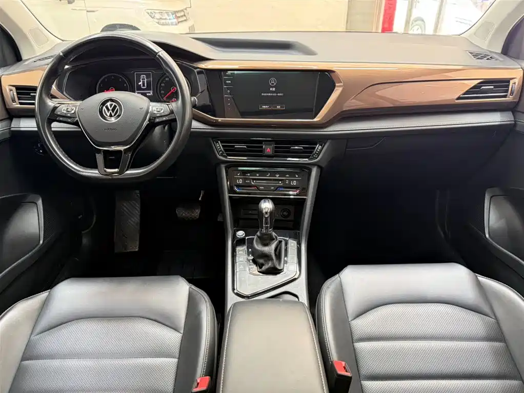 Volkswagen Tharu 2021 280TSI 2WD Luxury Plus фото 20