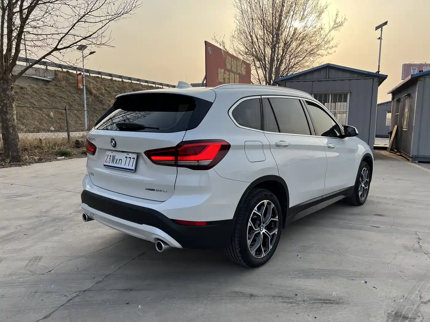 BMW X1 2021 sDrive25Li Leading фото 8