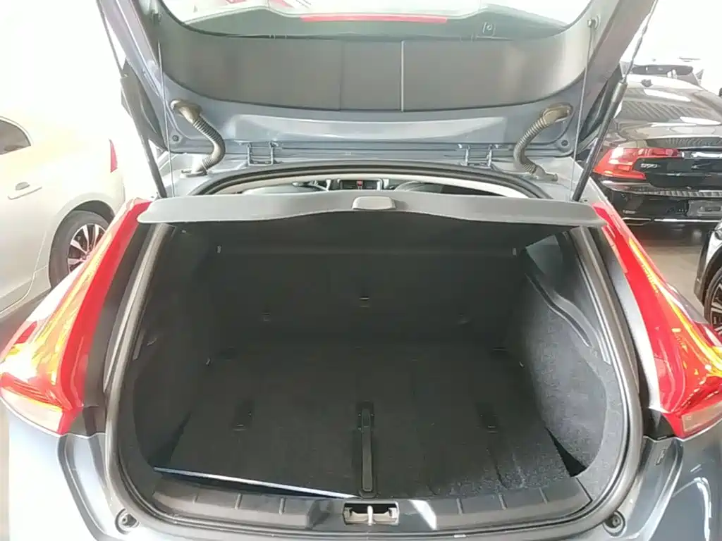 Volvo V40 2019 2019 T3 Inscription