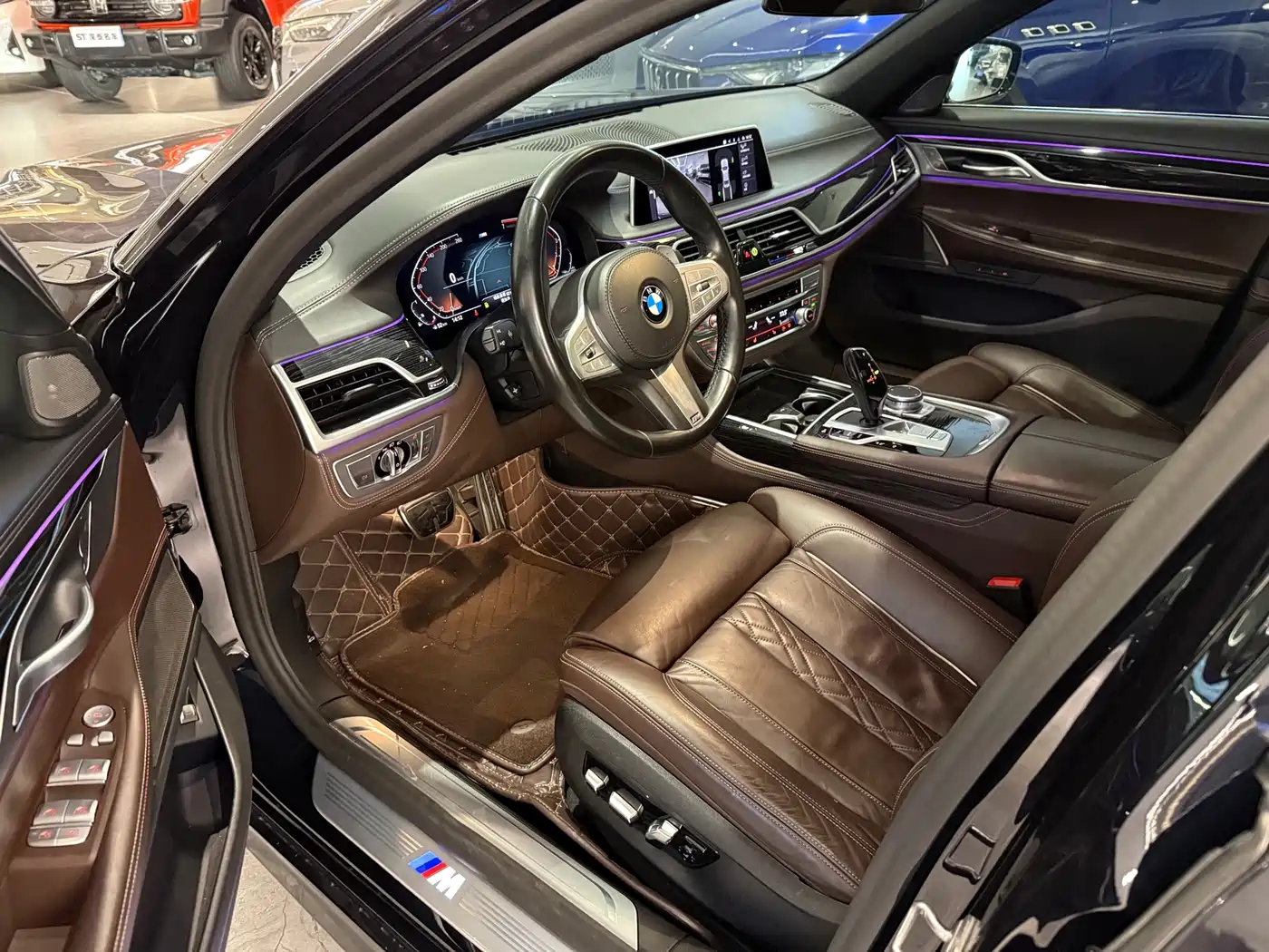 BMW 7 Series 2021 Model 730Li M Sport Package фото 4