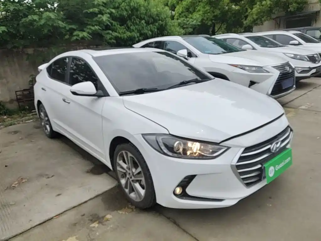 Hyundai Elantra 2016 Model 1.6L Automatic Smart Elite фото 22