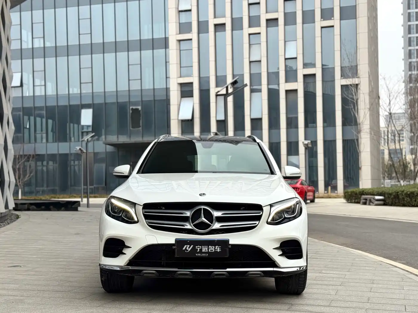 Mercedes-Benz GLC 2019 GLC 260 4MATIC Dynamic фото 2