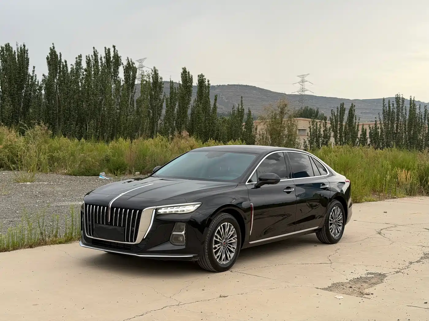Hongqi H5 2026 2025 1.5T DCT Flag Rhythm 500,000 Units Memorial Edition