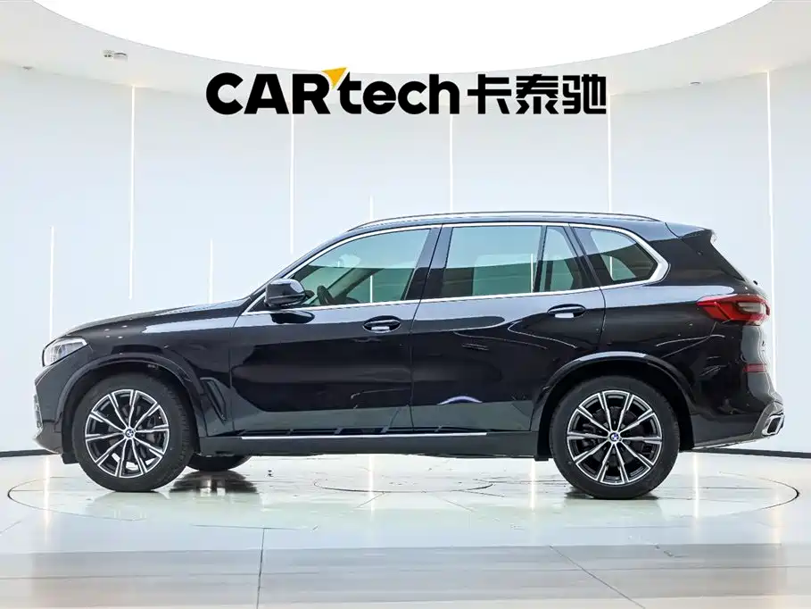 BMW X5 (Import) 2019 xDrive40i M Sport Package фото 7