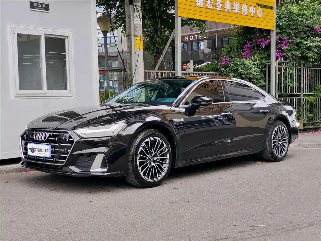 Audi A7L 2024 45TFSI S-line Dream Edition Crystal Package