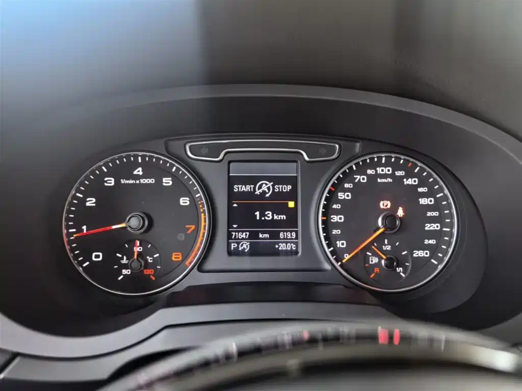 Audi Q3 2015 35 TFSI quattro Technology фото 12
