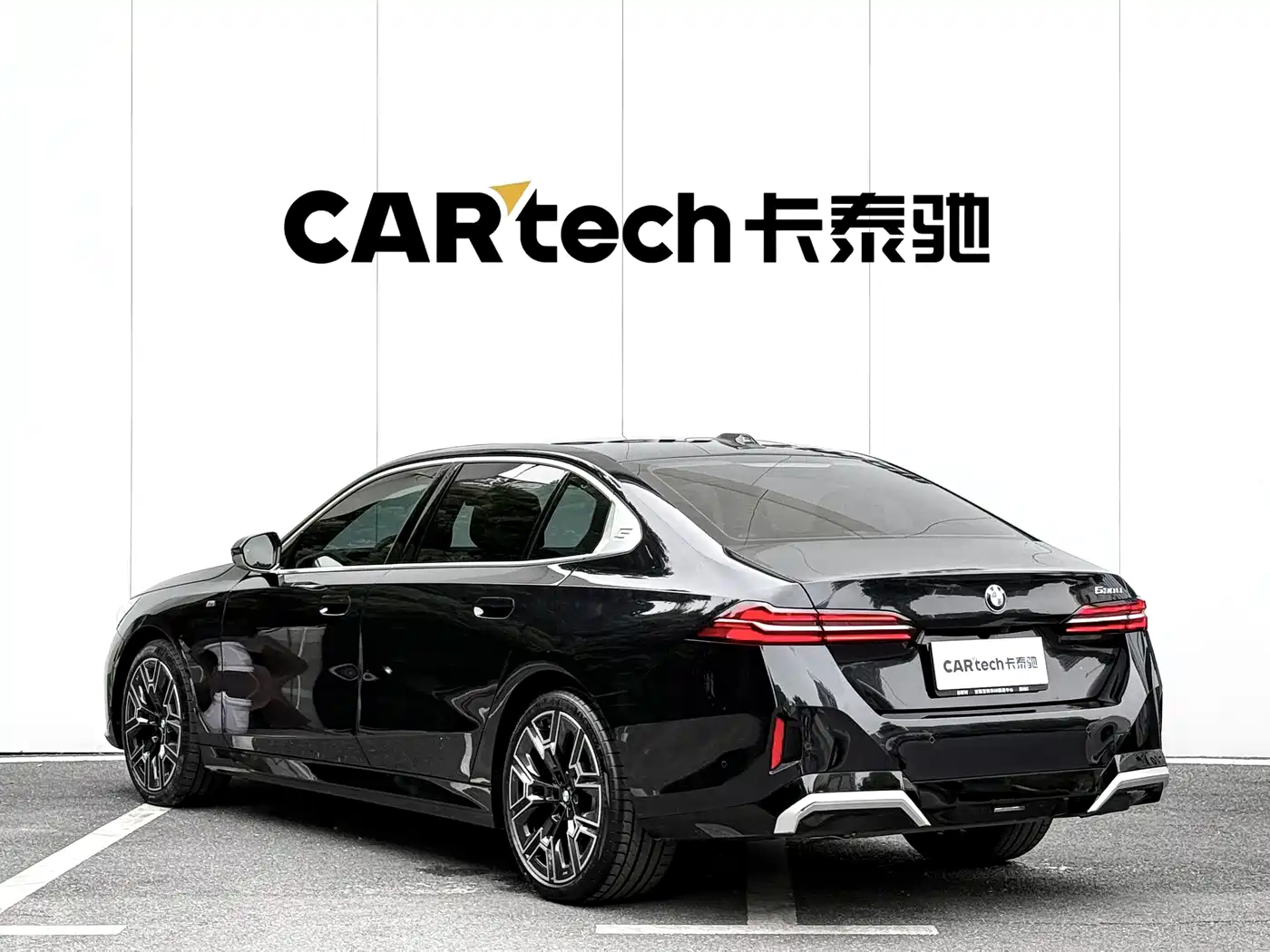 BMW 5 Series 2025 530Li Premium M Sport Package фото 19
