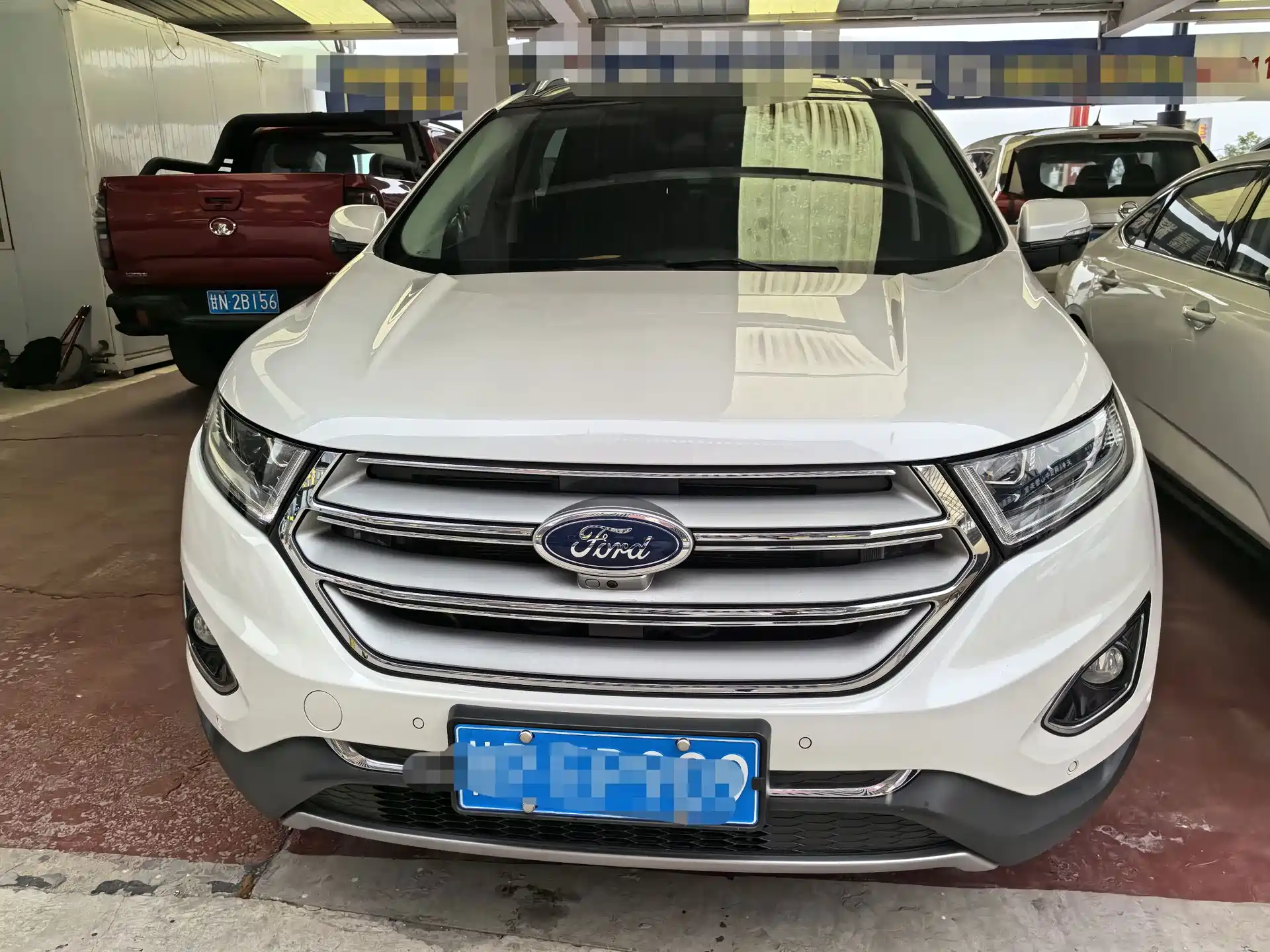 Фото 2 - Ford Edge
