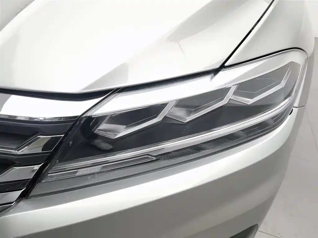 Volkswagen Lavida 2019 1.5L Automatic Trend Edition China VI фото 7