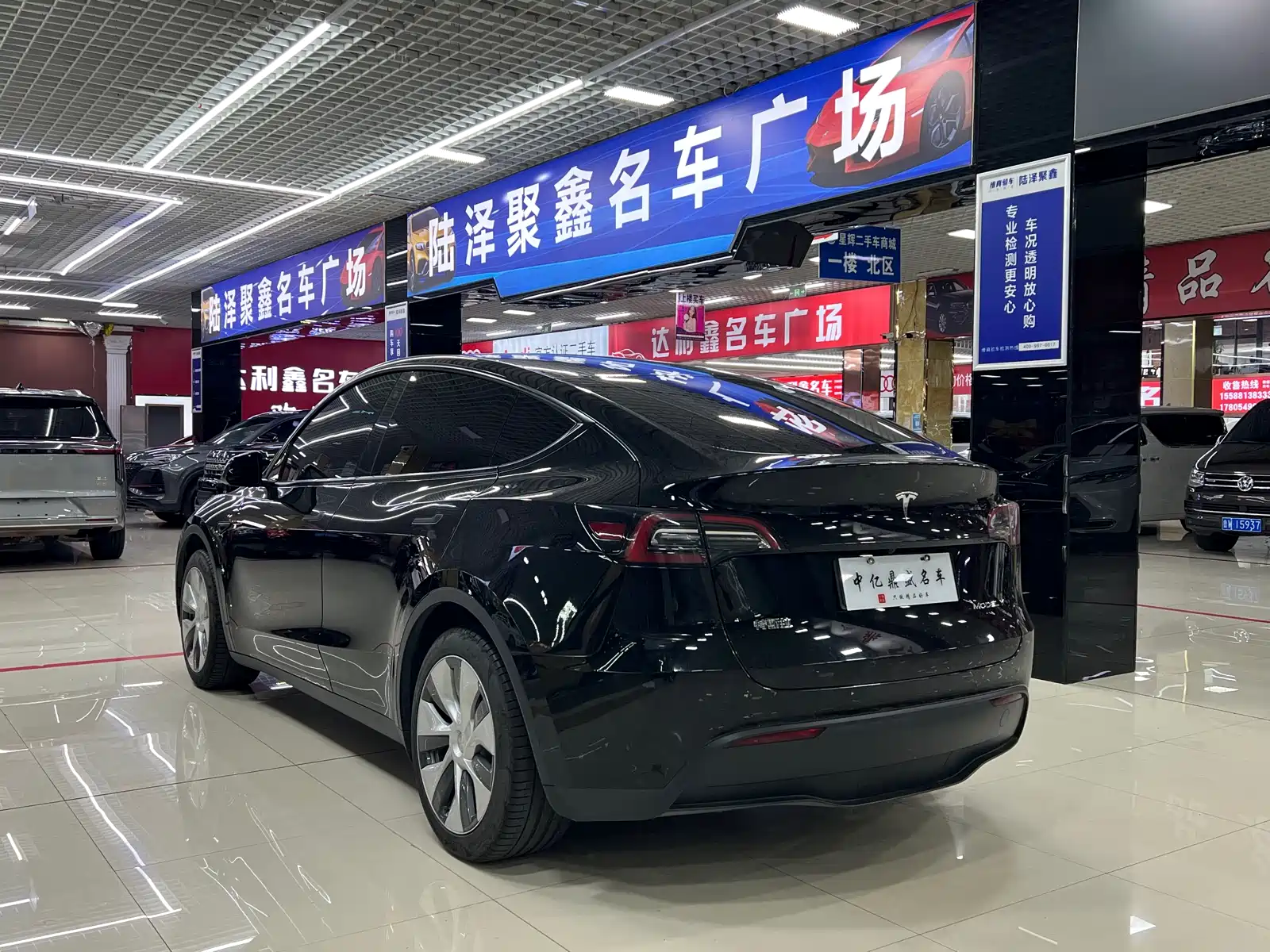 Фото 8 - Tesla Model Y
