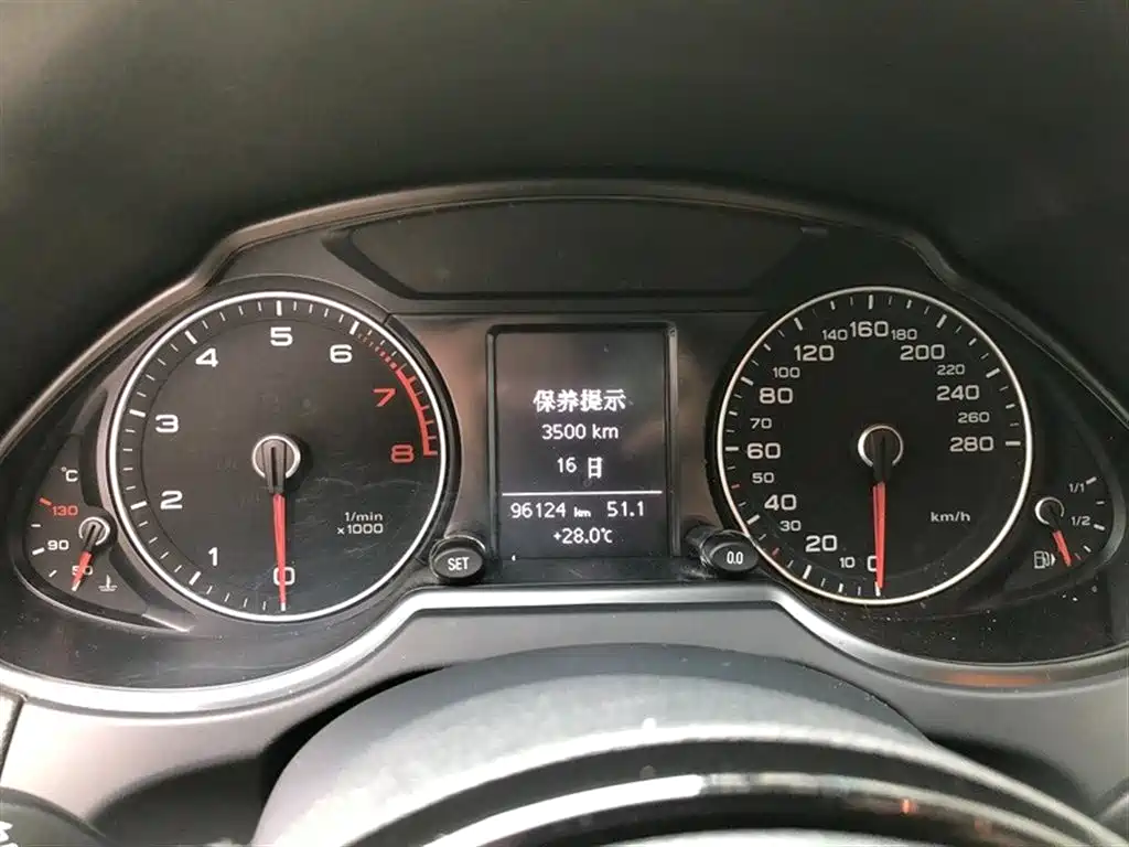 Audi Q5 2015 40 TFSI Progressive фото 5