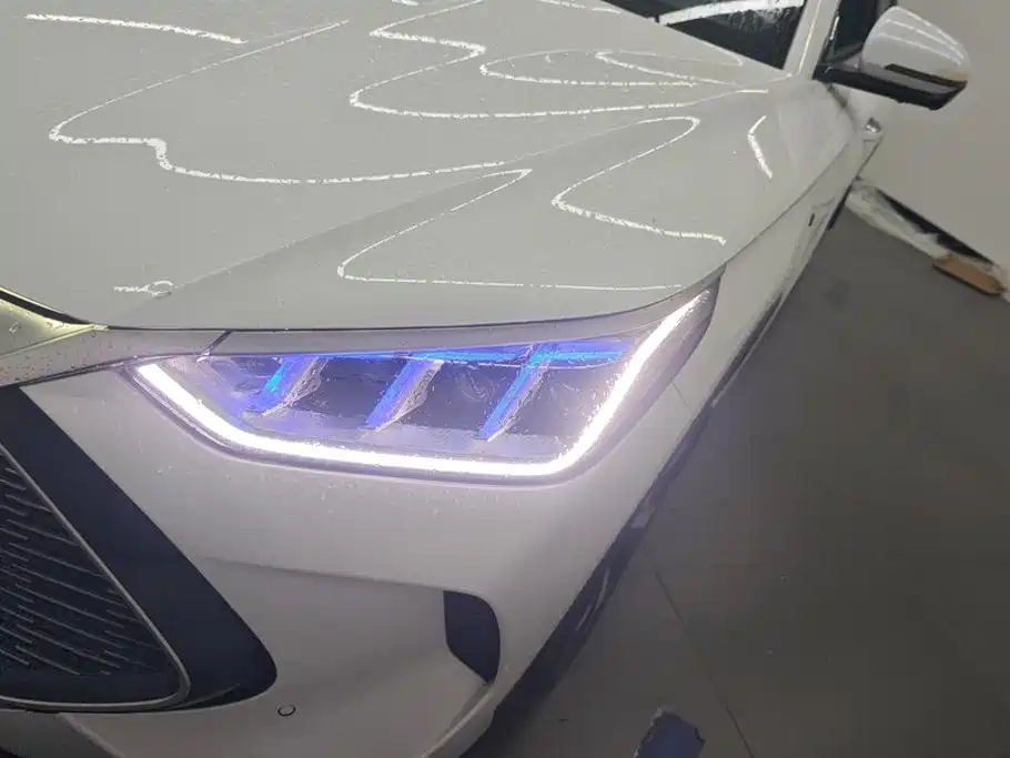 Photo 5 - BYD Song PLUS PHEV