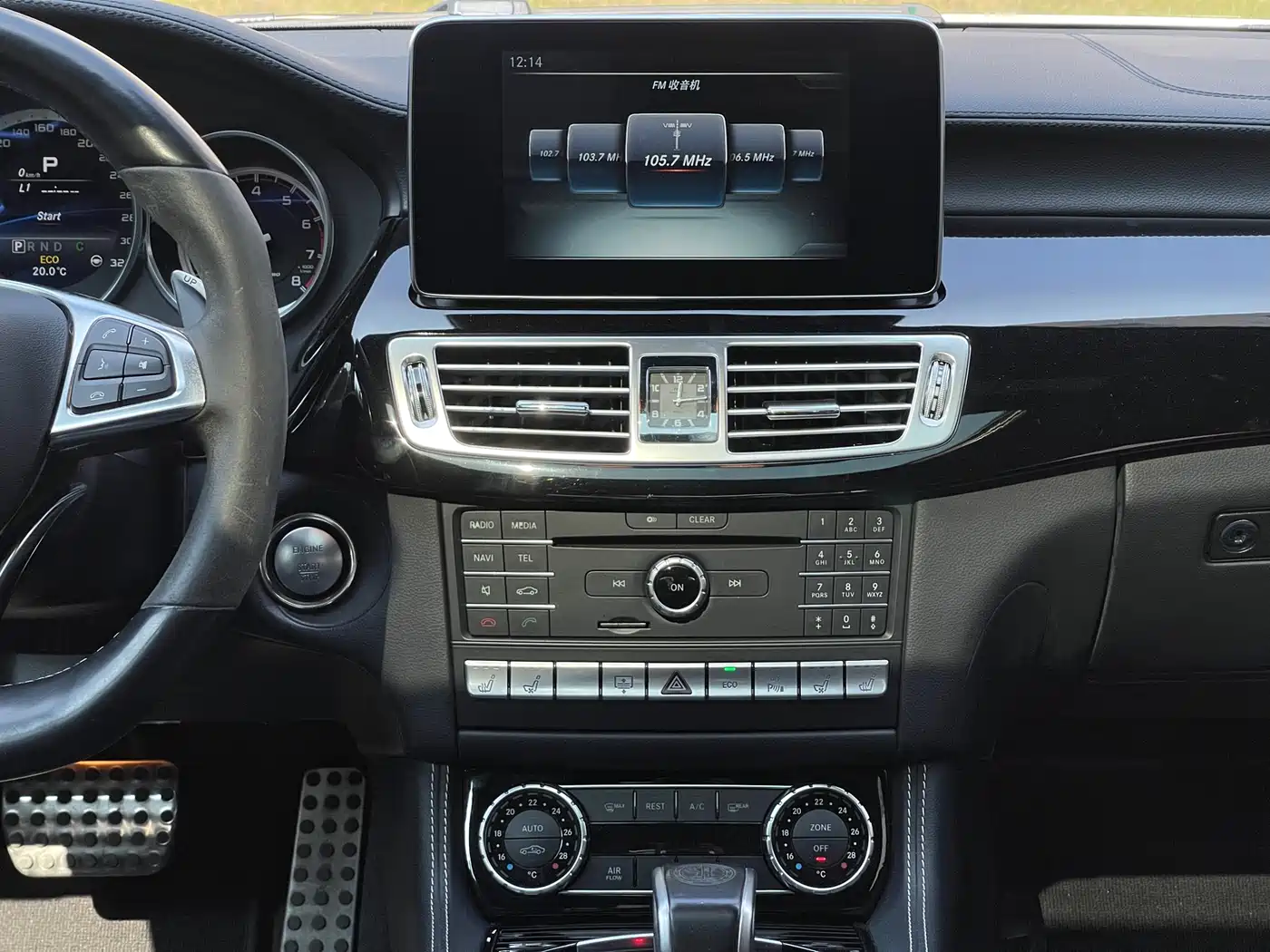 Mercedes-Benz CLS AMG 2015 AMG CLS 63 S 4MATIC фото 20