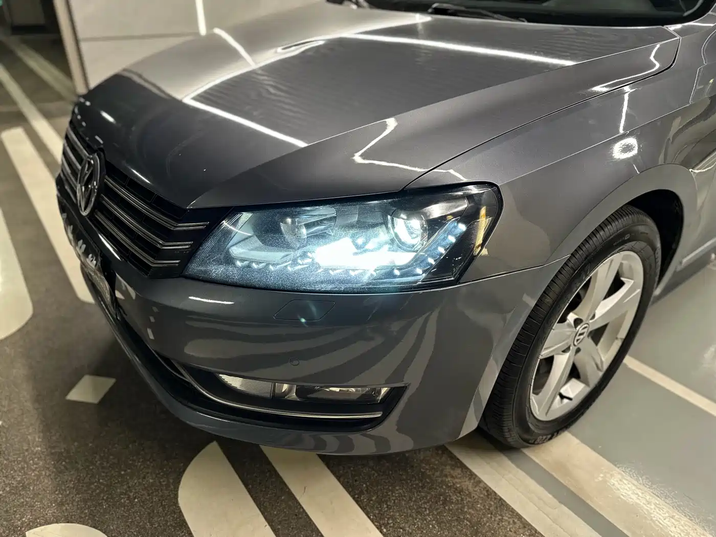 Volkswagen Passat 2014 1.8TSI DSG Executive Edition фото 4