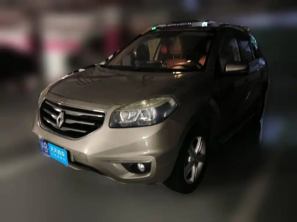Renault Koleos (Import) 2013 2013 2.5L 4WD Urban Edition