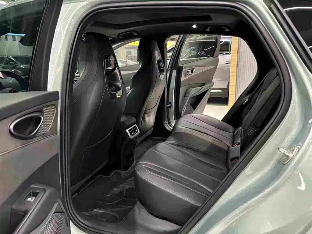 صورة 5 - BYD Seal 06 New Energy