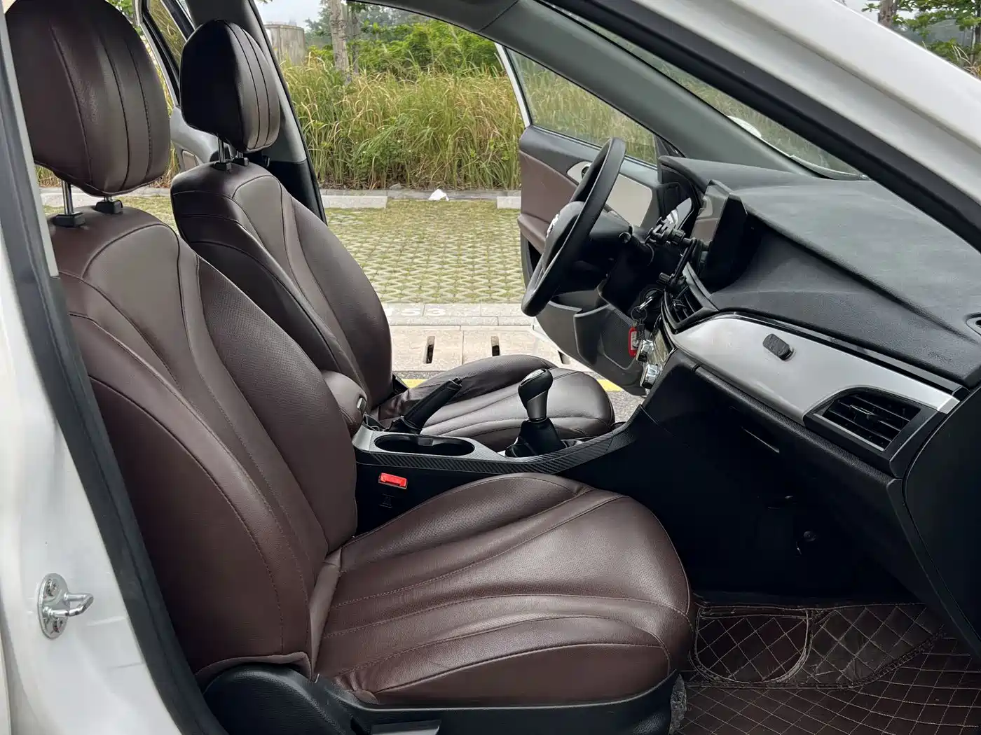 SOUEAST SOUTHEAST A5 WING DANCE