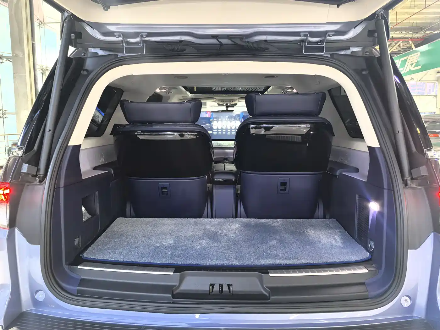 Lincoln Navigator One 2022 3.5T Navigator One фото 22