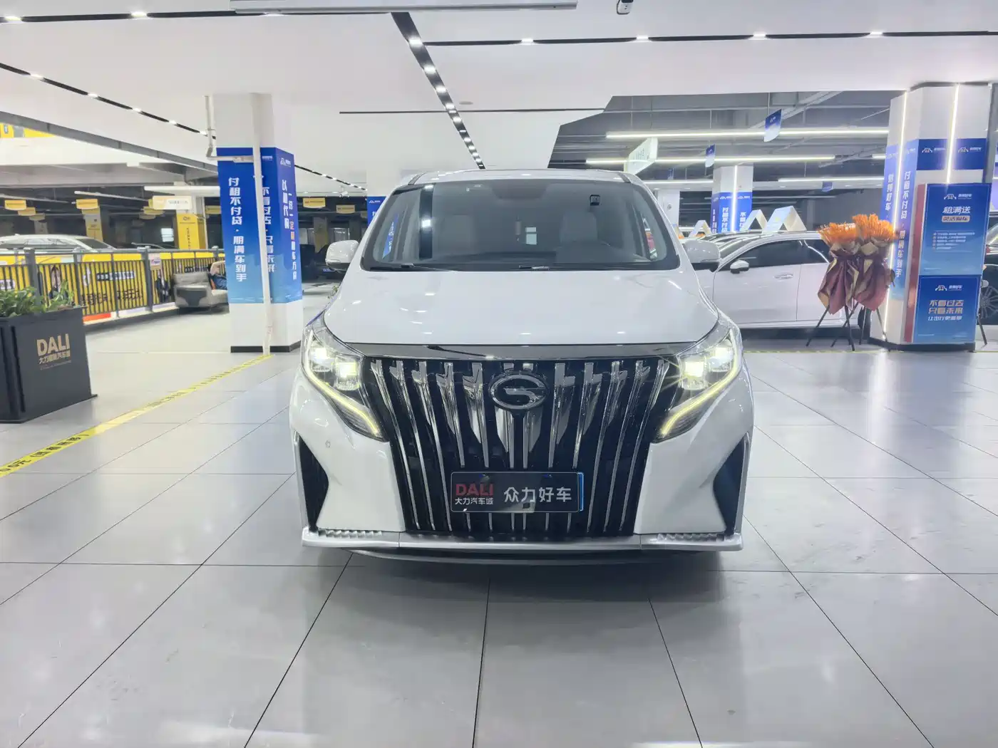 GAC Trumpchi Trumpchi M8 2021 Master Series 390T Ultimate Edition фото 2
