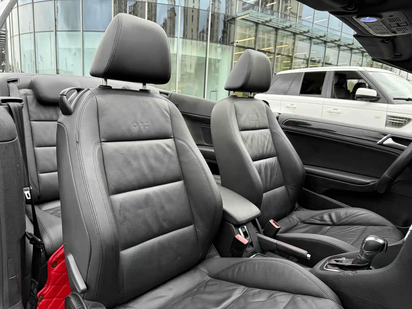 Volkswagen Golf (Import) 2013 2.0TSI GTI Convertible фото 6