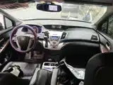 Photo 12 - Honda Odyssey