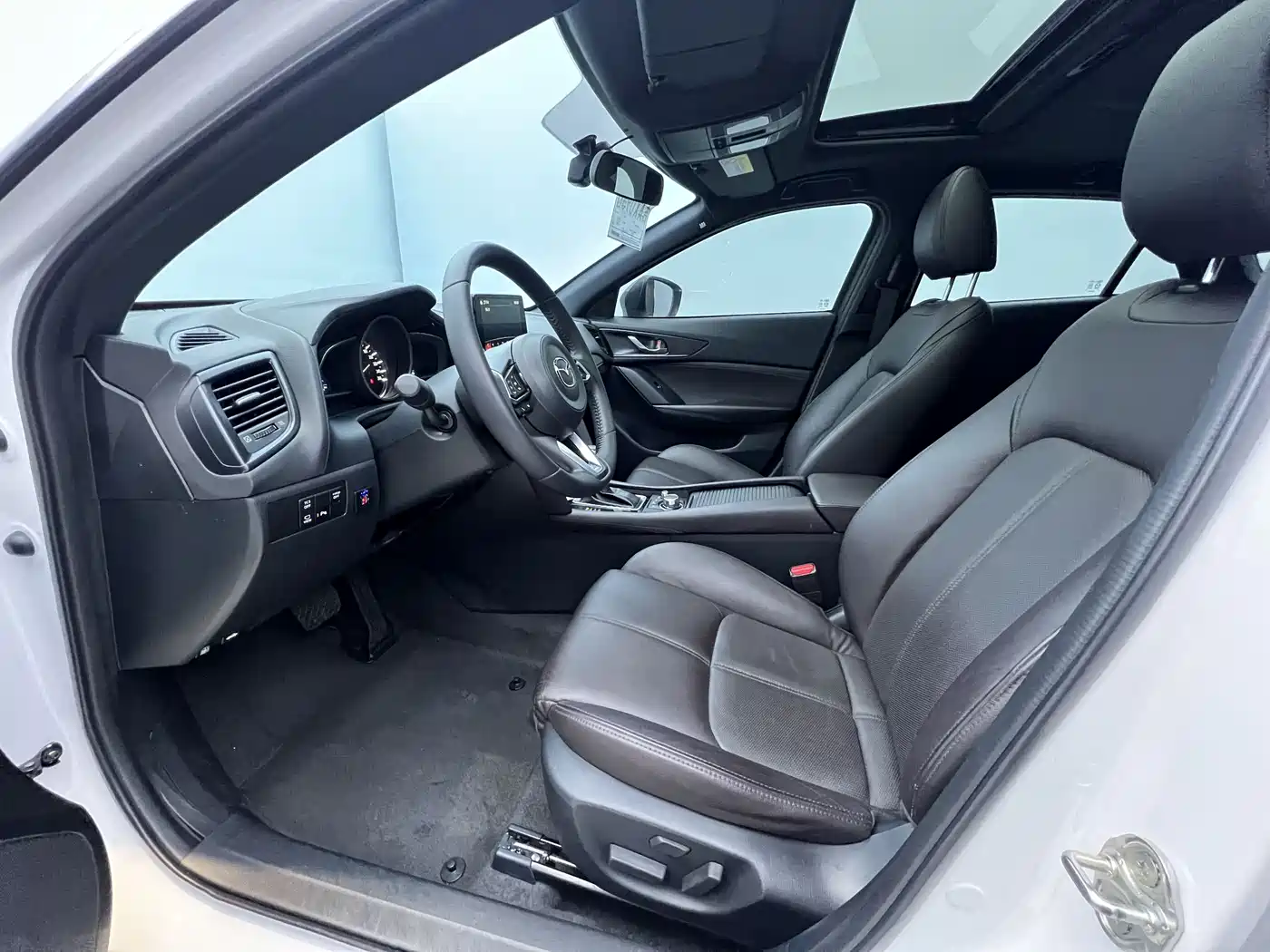 MAZDA CX-4