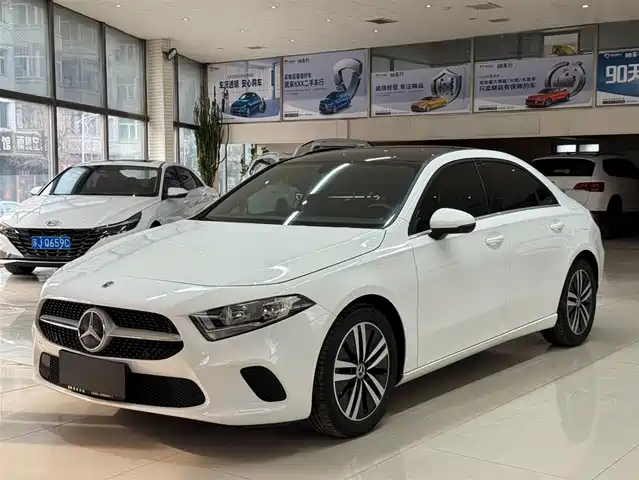 MERCEDES-BENZ A CLASS