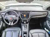 Фото 9 - Roewe RX3