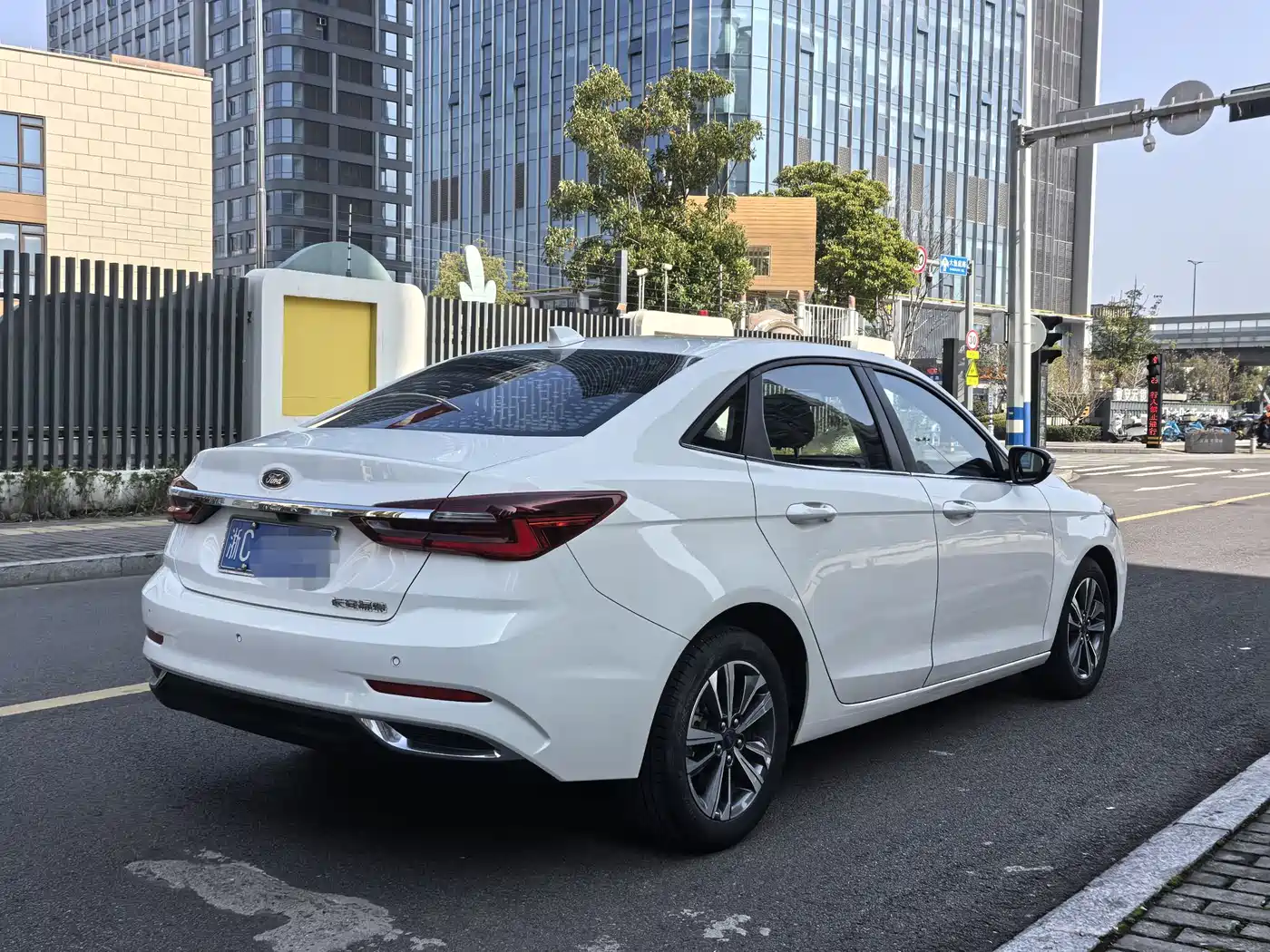 Ford Escort 2021 2021 1.5L Automatic Platinum Edition