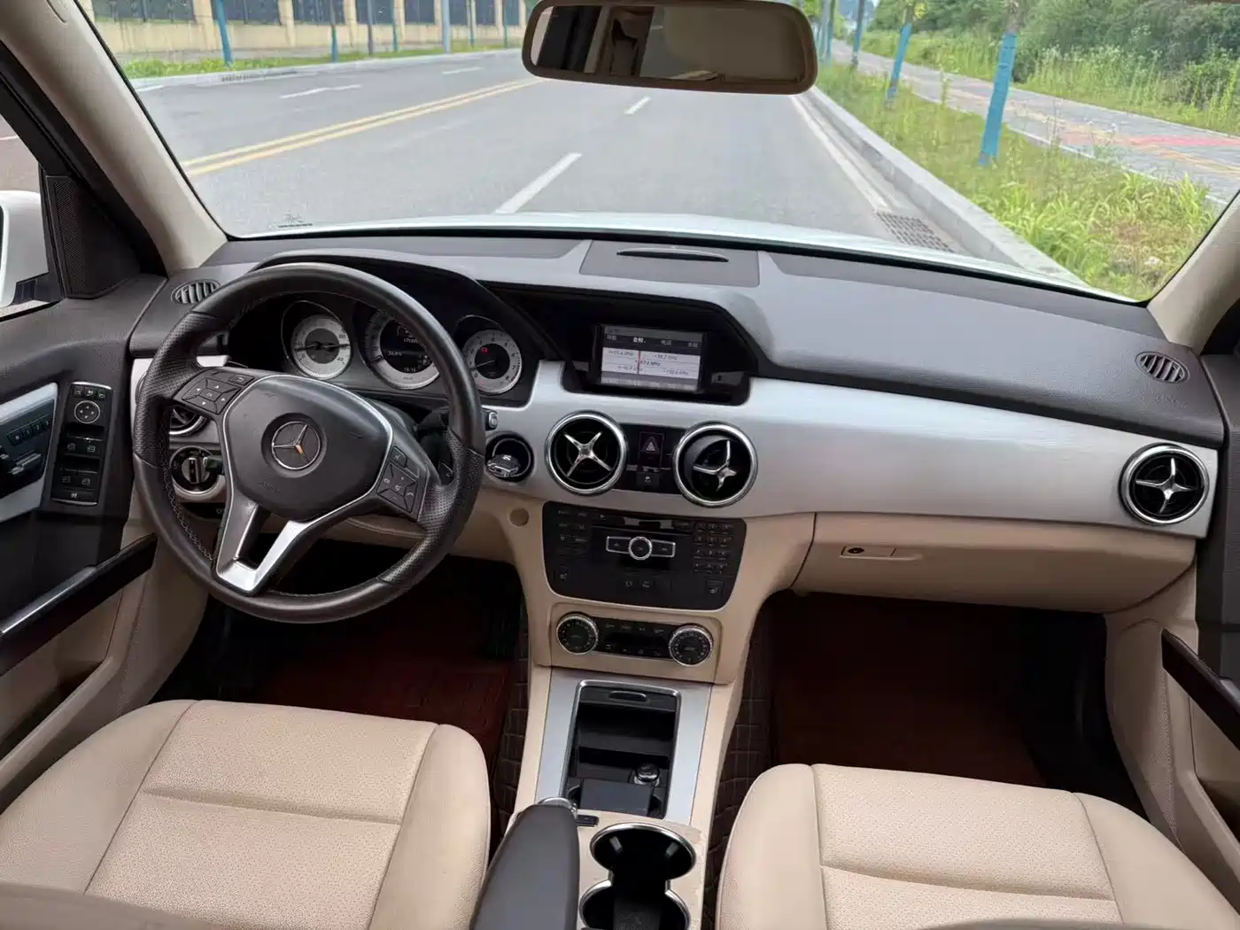 Mercedes-Benz GLK-Class 2013 GLK 300 4MATIC Dynamic фото 6