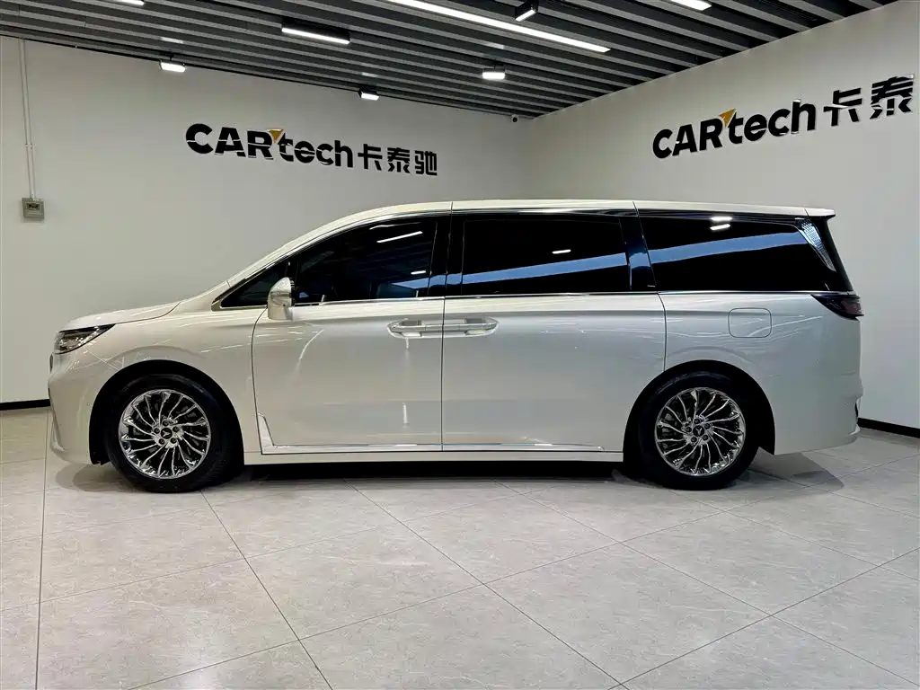 Voyah Auto Voyah Dreamer 2022 Low-carbon Dream+Smart Package фото 7