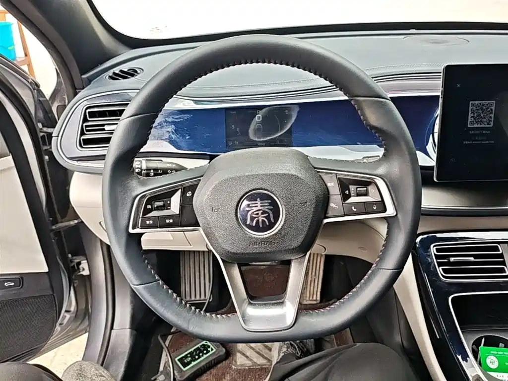 BYD Qin PLUS 2021 DM-i 55KM Flagship фото 11