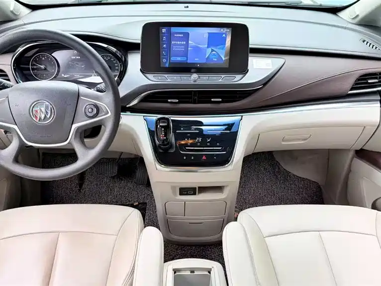 BUICK GL8