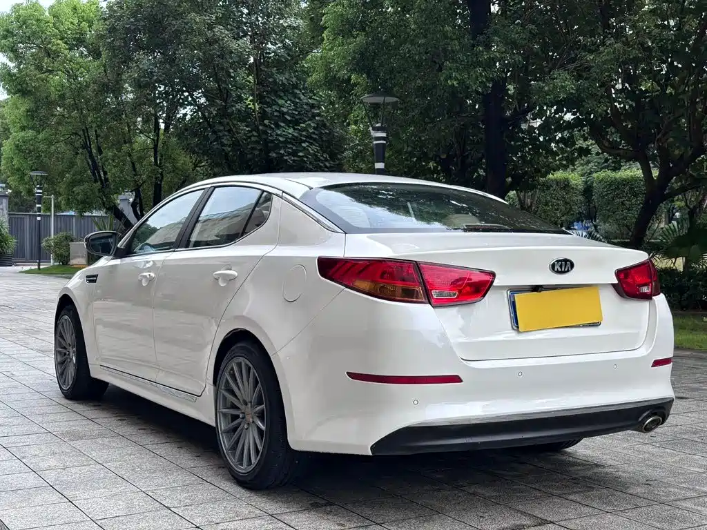 Kia K5 2014 2014 2.0L Automatic GL