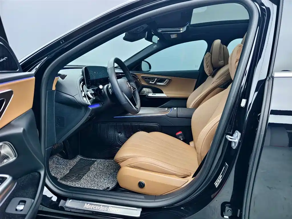 Mercedes-Benz E-Class 2024 E 300 L Premium Sport фото 11