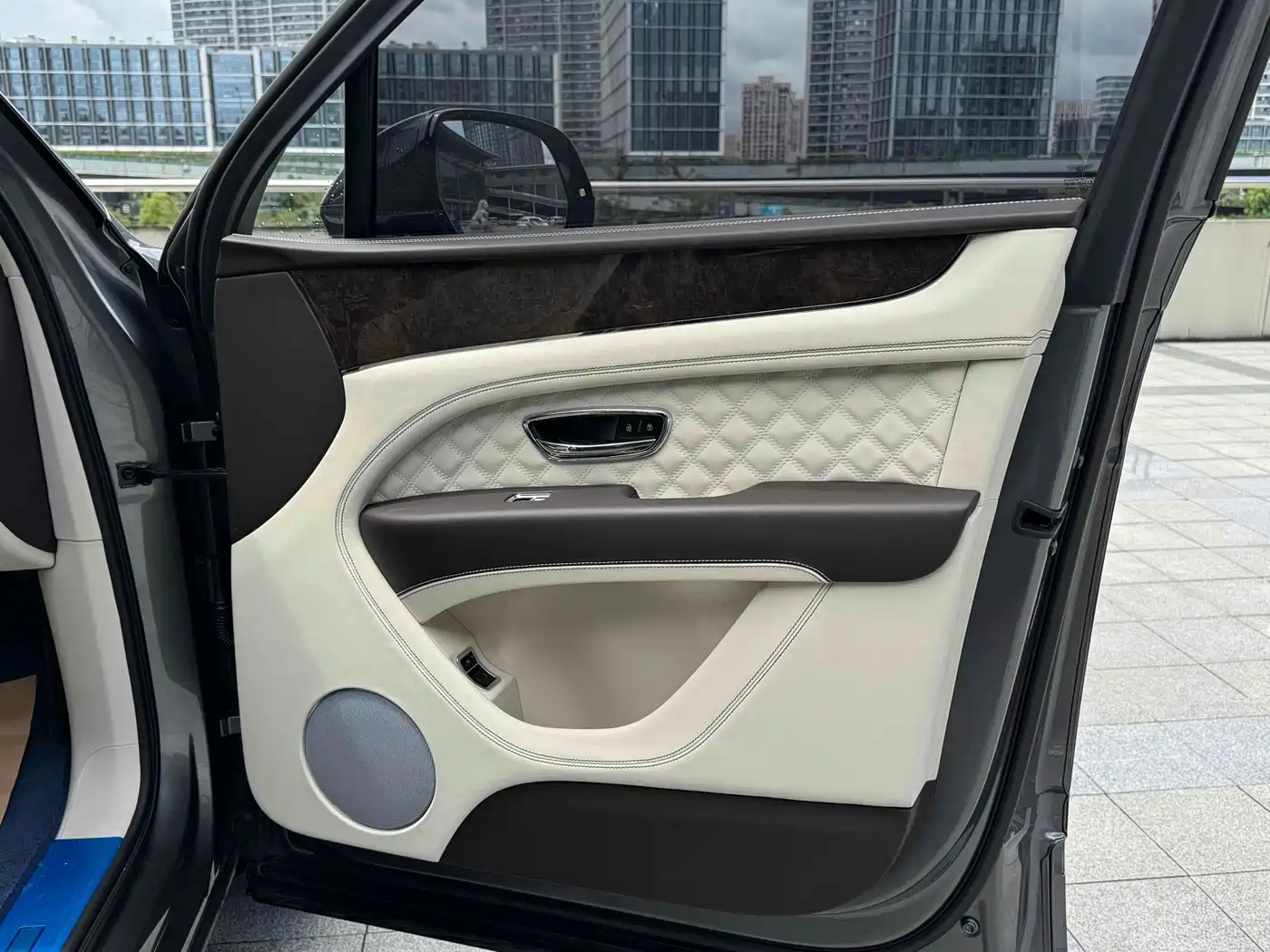 Bentley Bentayga Hybrid 2024 2021 3.0T PHEV