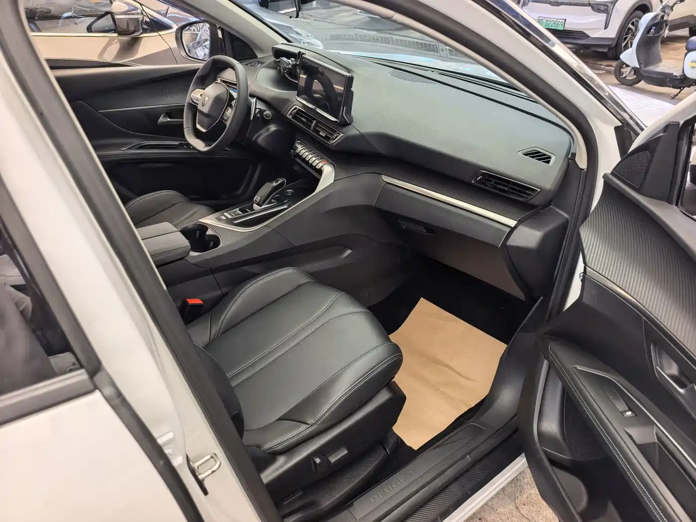 Peugeot 5008 2023 2023 400THP True Love Edition 5-Seater