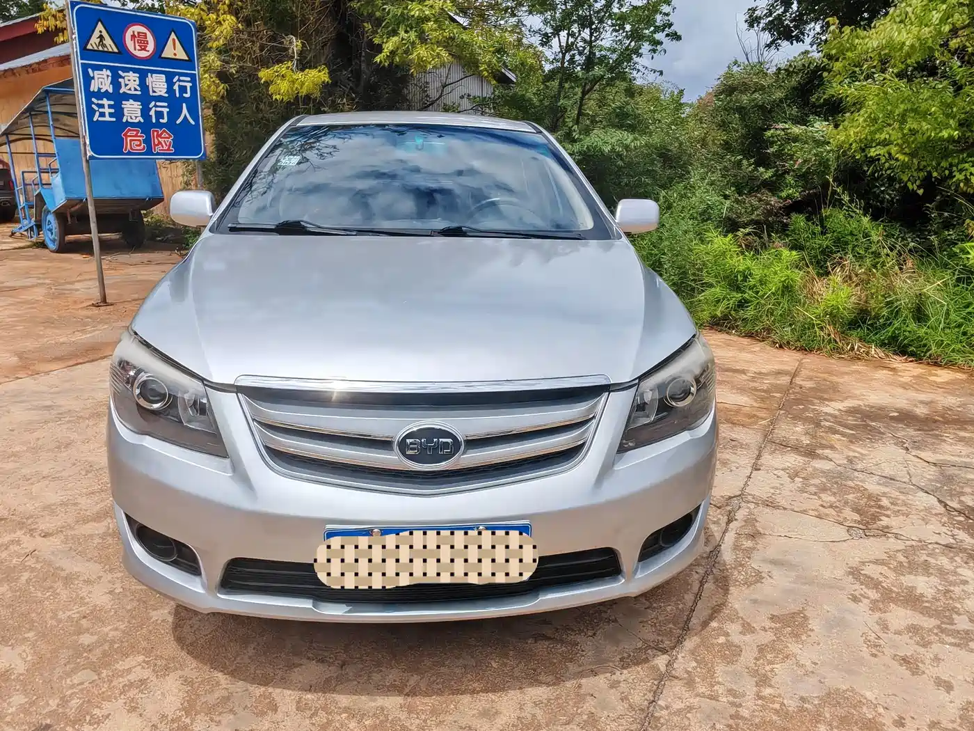 2015 BYD L3