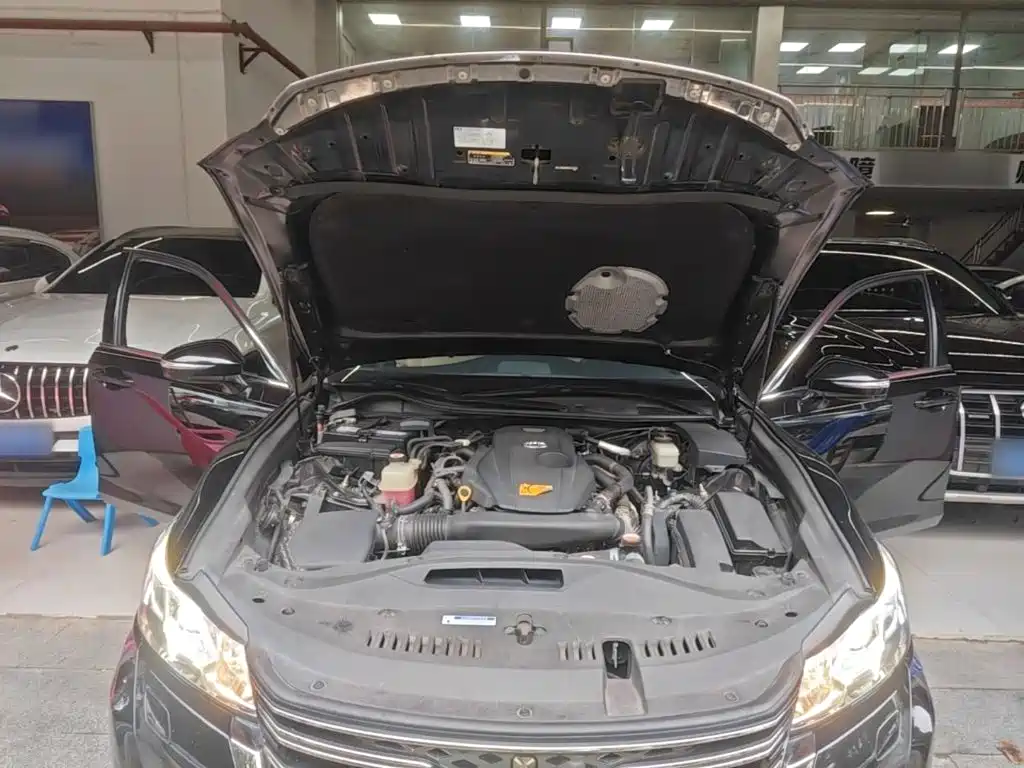 Toyota Crown 2019 2018 2.0T Fashion Edition