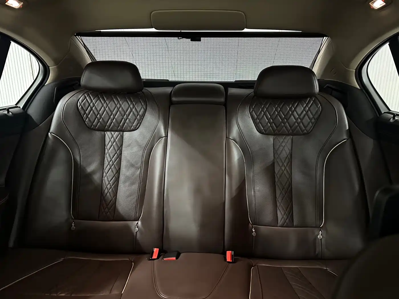 BMW 7 Series 2016 740Li Leading Edition фото 7