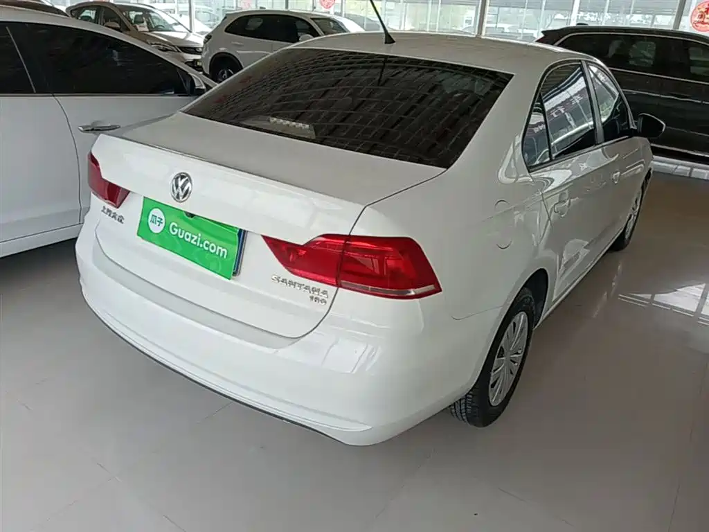 Volkswagen Santana 2016 1.6L Manual Trend Edition фото 7