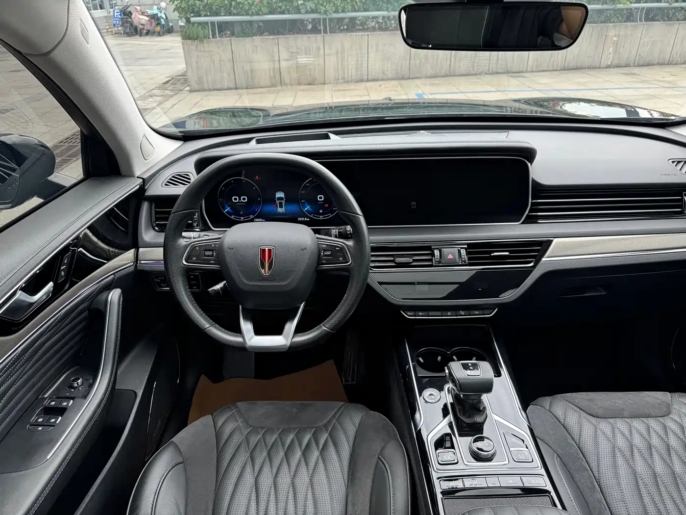 Hongqi HS5 2022 2.0T Smart Connect Premium Edition фото 14
