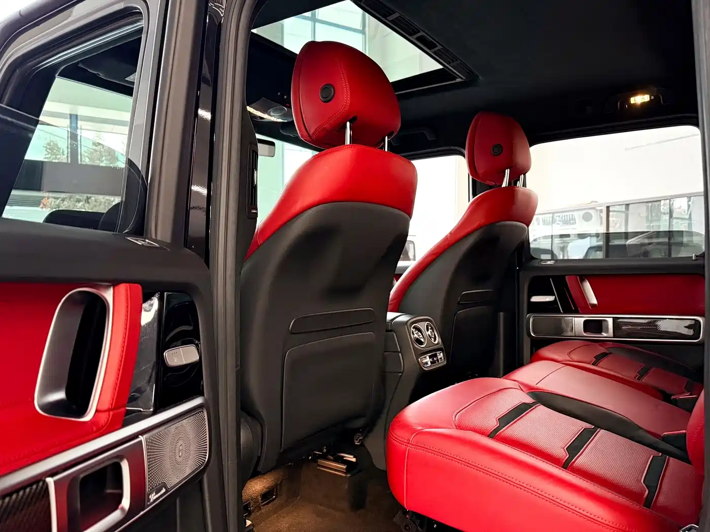 Mercedes-Benz G-Class AMG 2022 AMG G 63 фото 9