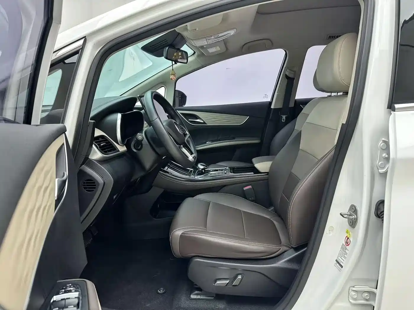 BYD Song MAX New Energy 2022 2022 DM-i 105KM Executive Edition