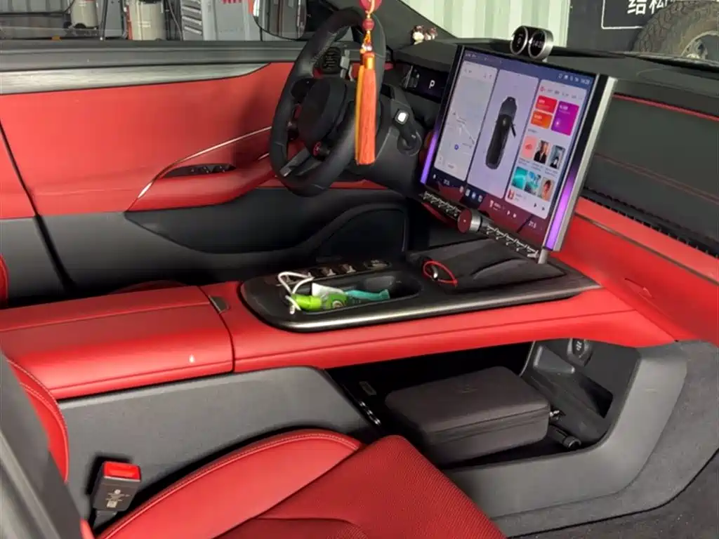 XIAOMI CAR XIAOMI SU7