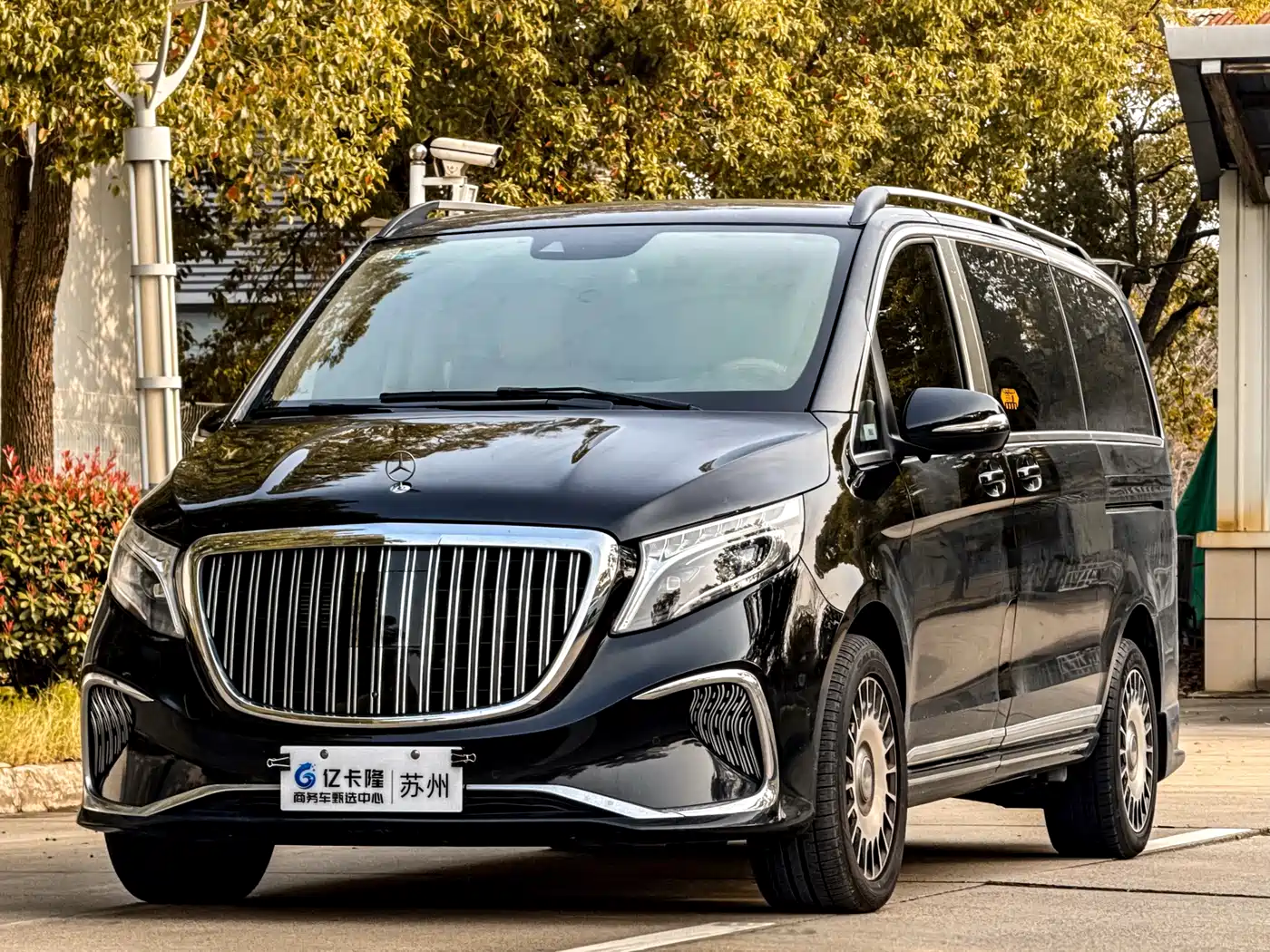 MERCEDES-BENZ V CLASS