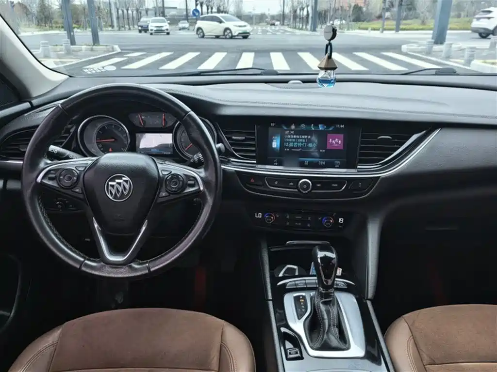 Buick Regal 2019 20T Elite China VI фото 8