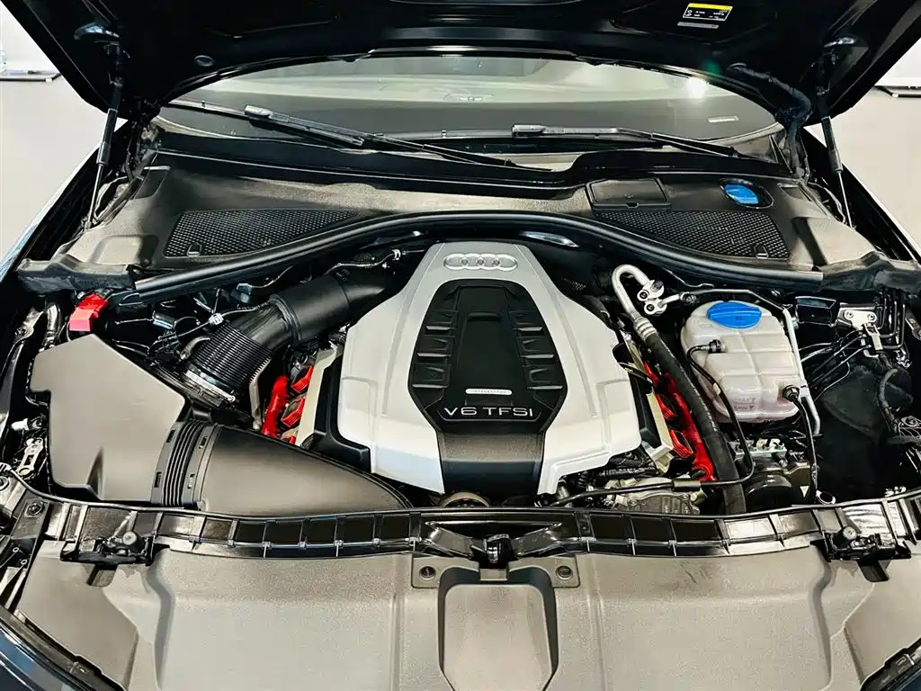 Audi A6L 2018 30th Anniversary 45 TFSI quattro Sport фото 9
