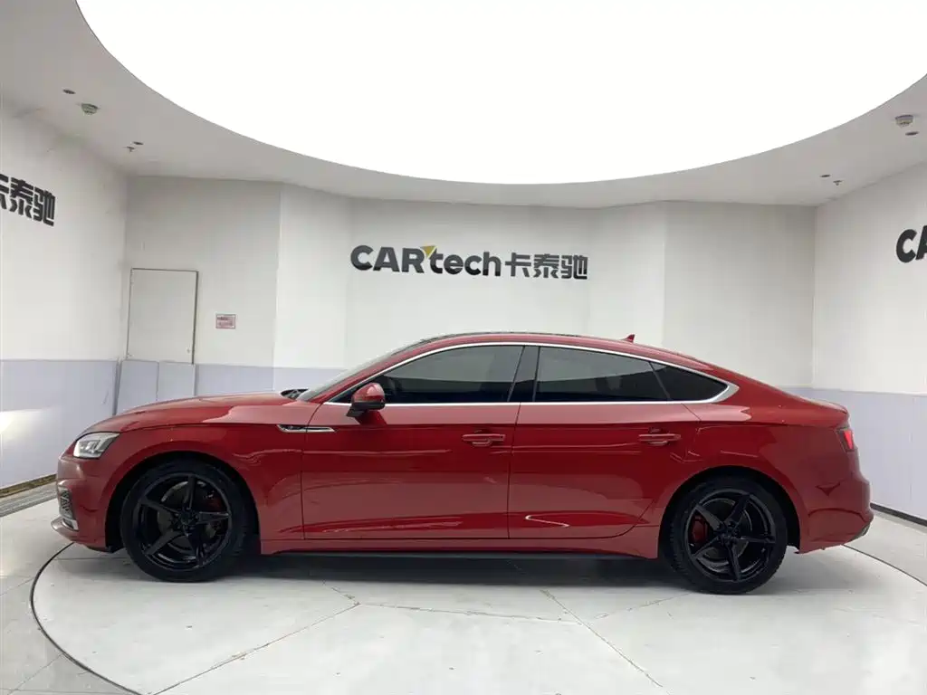 Audi A5 (Import) 2019 Sportback 40 TFSI Fashion фото 8